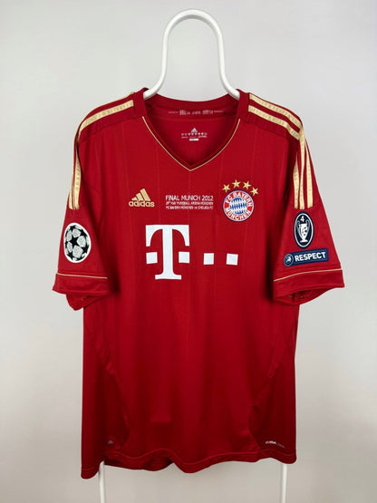 Bastian Schweinsteiger - Bayern Munich 2011/12 home shirt 🇩🇪