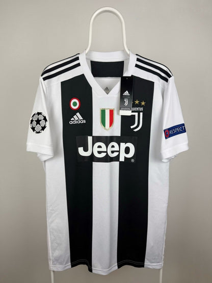Cristiano Ronaldo - Juventus 2018/19 home shirt 🇵🇹