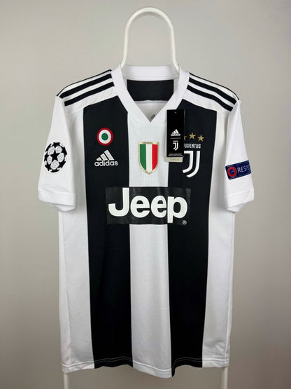 Cristiano Ronaldo - Juventus 2018/19 home shirt 🇵🇹