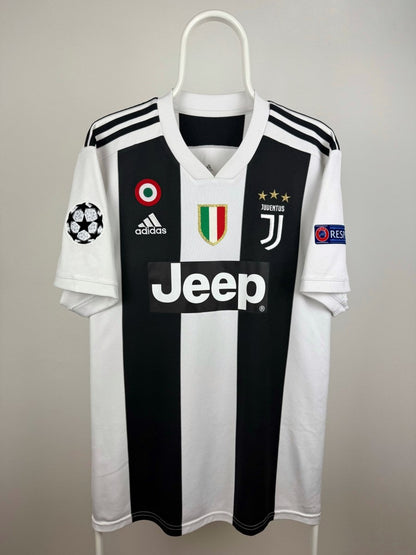 Cristiano Ronaldo - Juventus 2018/19 home shirt 🇵🇹