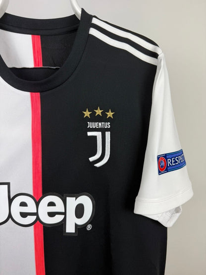 Cristiano Ronaldo - Juventus 2019/20 home shirt 🇵🇹