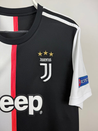 Cristiano Ronaldo - Juventus 2019/20 home shirt 🇵🇹