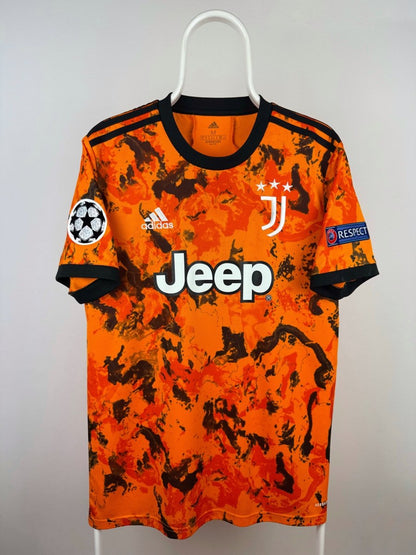 Cristiano Ronaldo - Juventus 2020/21 away shirt 🇵🇹