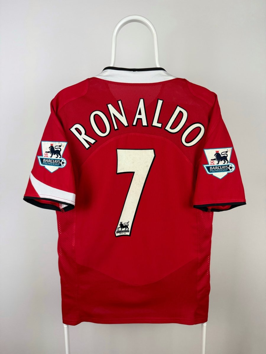 Cristiano Ronaldo - Manchester United 2004/05 home shirt 🇵🇹