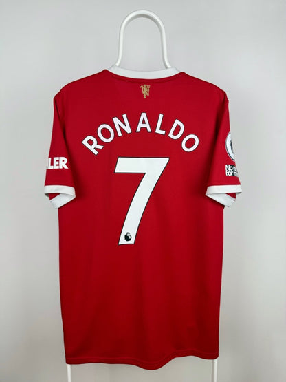 Cristiano Ronaldo - Manchester United 2021/22 home shirt 🇵🇹