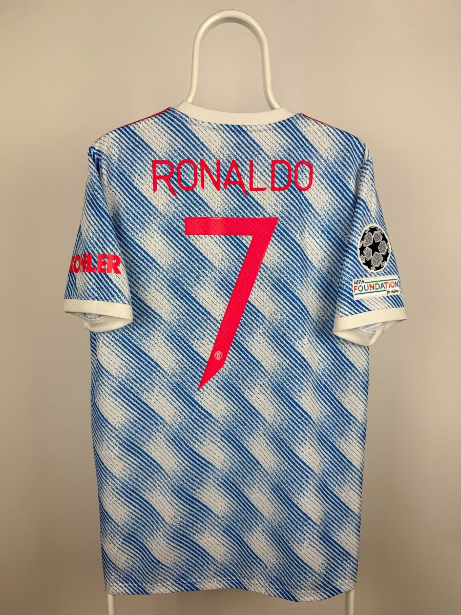 Cristiano Ronaldo - Manchester United 2021/22 away shirt 🇵🇹