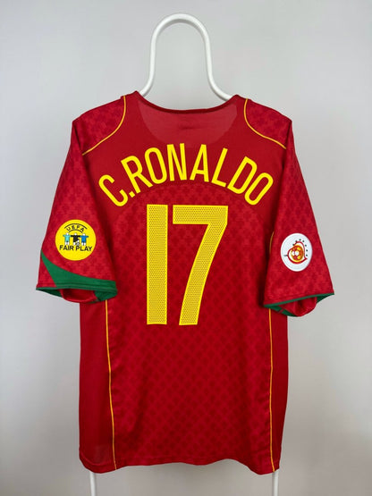 Cristiano Ronaldo - Portugal 2004 home jersey 🇵🇹