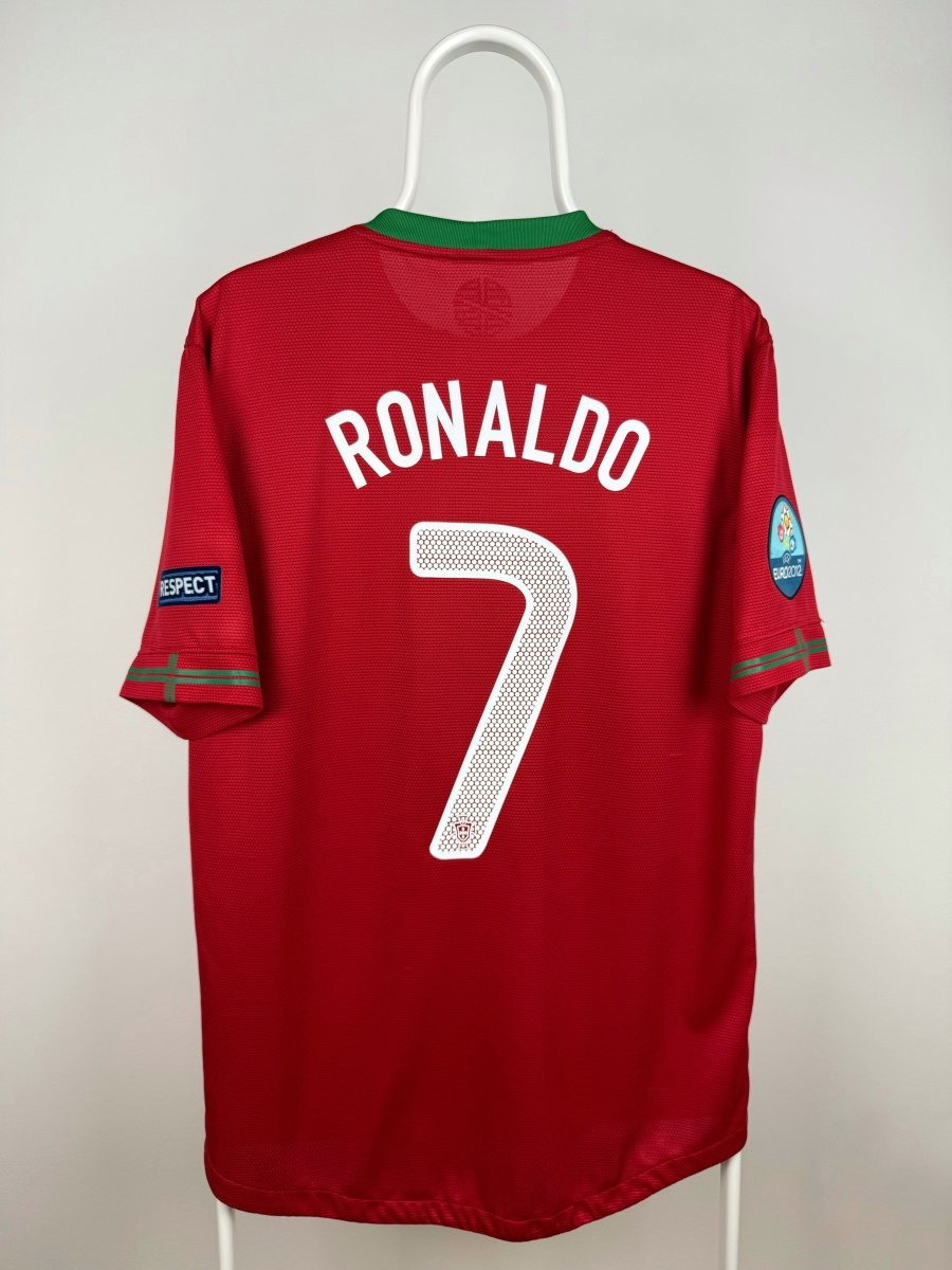 Cristiano Ronaldo - Portugal 2012 home shirt 🇵🇹