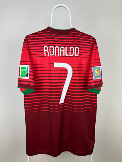Cristiano Ronaldo - Portugal 2014 home jersey 🇵🇹