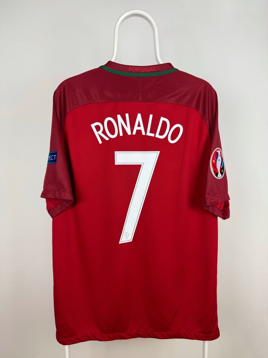 Cristiano Ronaldo - Portugal 2016 home shirt 🇵🇹