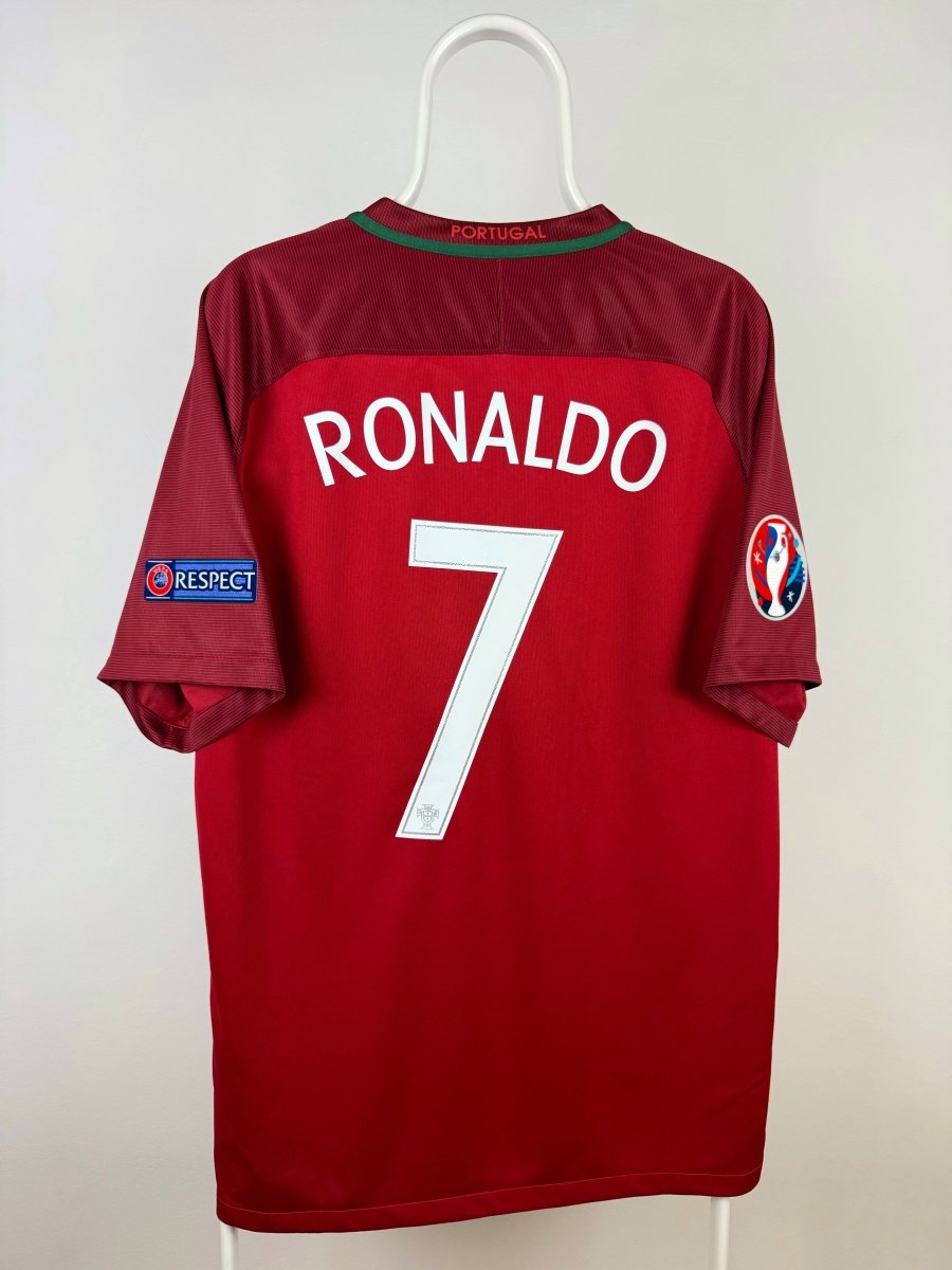 Cristiano Ronaldo - Portugal 2016 home shirt 🇵🇹
