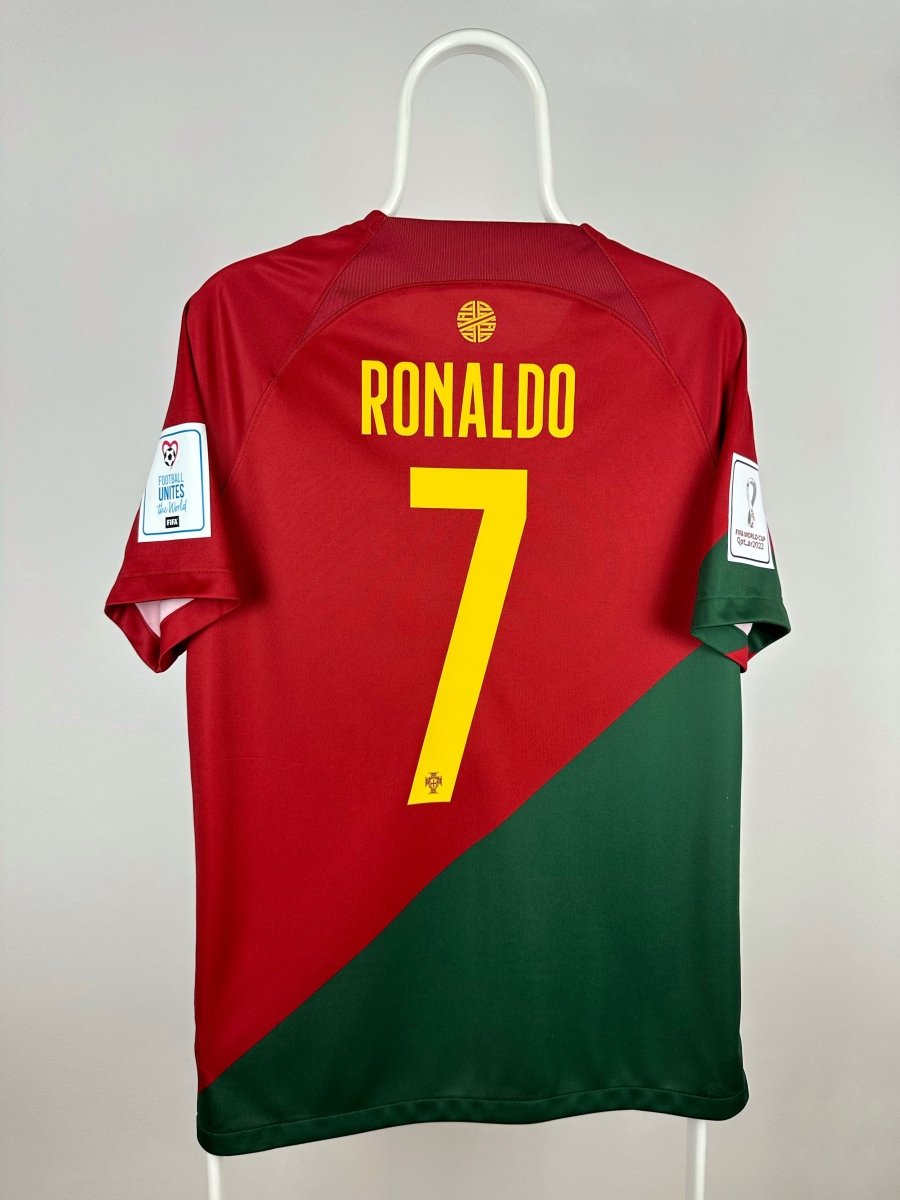 Cristiano Ronaldo - Portugal 2022 home shirt 🇵🇹