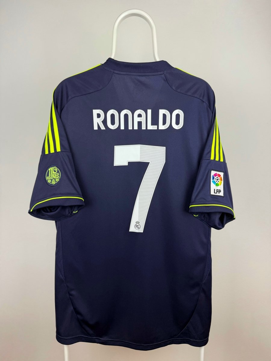 Cristiano Ronaldo - Real Madrid 2012/13 away shirt 🇵🇹