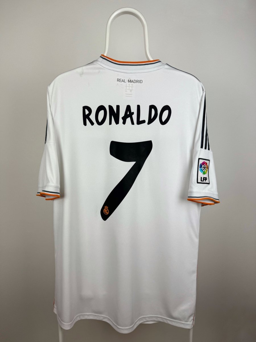 Cristiano Ronaldo - Real Madrid 2013/14 home shirt 🇵🇹