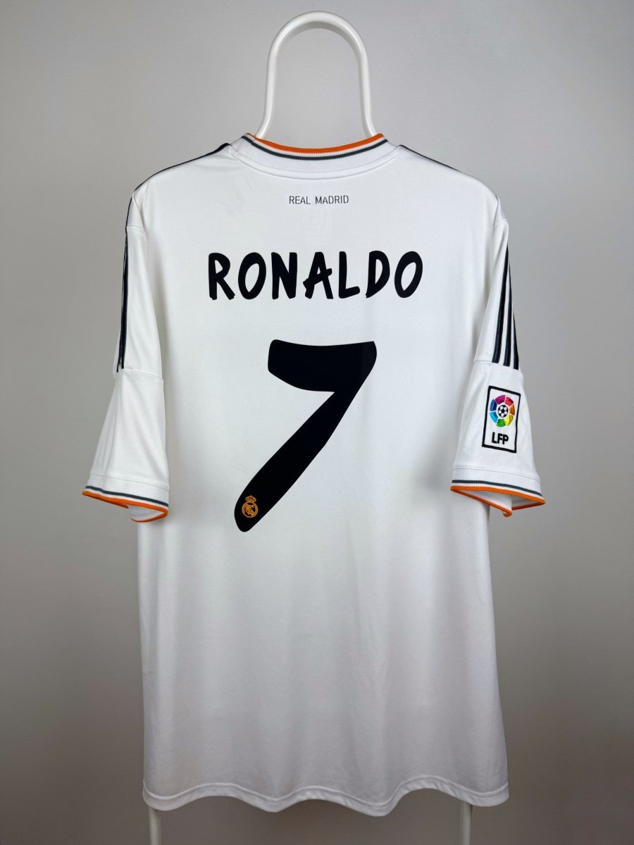 Cristiano Ronaldo - Real Madrid 2013/14 home jersey 🇵🇹