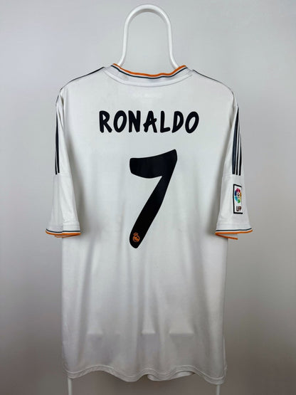Cristiano Ronaldo - Real Madrid 2013/14 home jersey 🇵🇹
