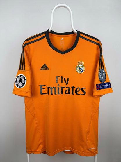 Cristiano Ronaldo - Real Madrid 2013/14 Away Shirt 🇵🇹