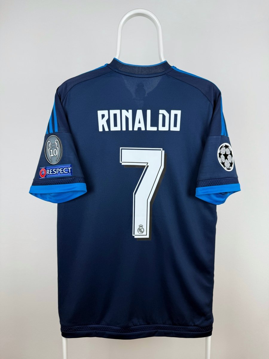 Cristiano Ronaldo - Real Madrid 2015/16 Away Shirt 🇵🇹