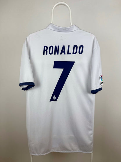 Cristiano Ronaldo - Real Madrid 2016/17 home shirt 🇵🇹