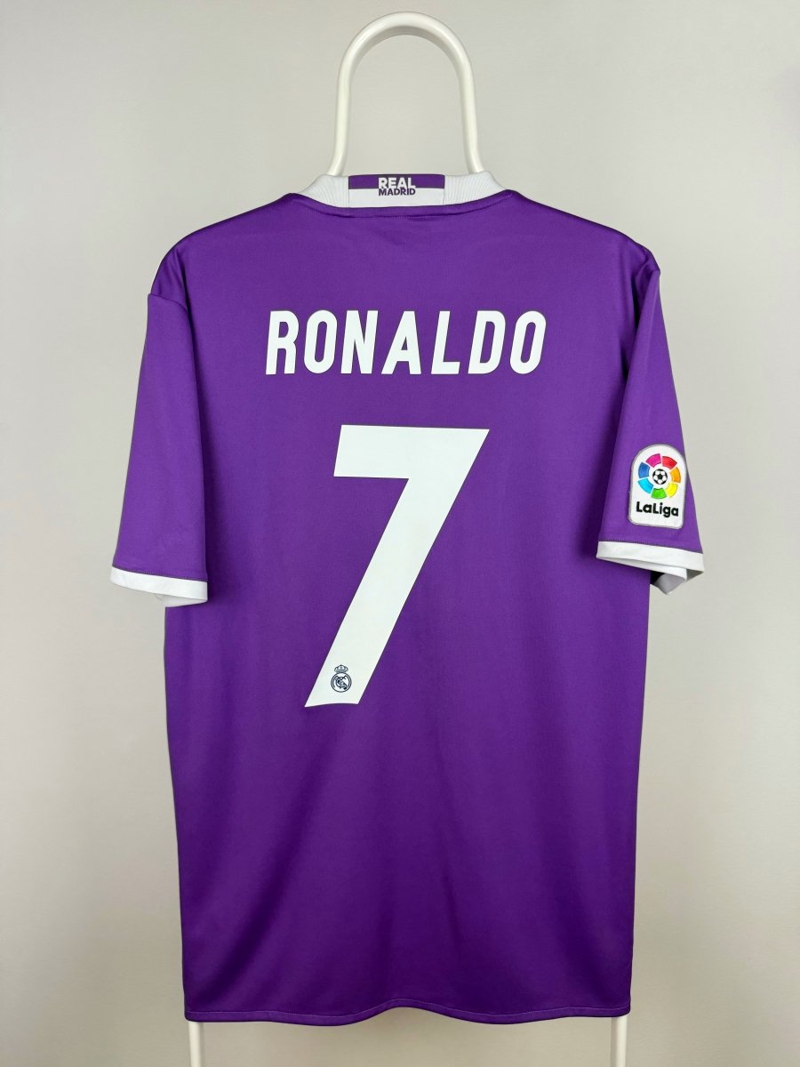 Cristiano Ronaldo - Real Madrid 2016/17 Away Shirt 🇵🇹