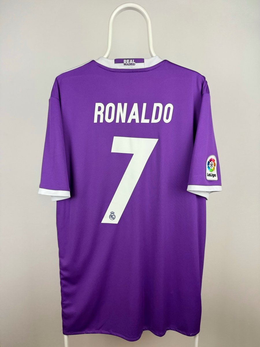 Cristiano Ronaldo - Real Madrid 2016/17 Away Shirt 🇵🇹