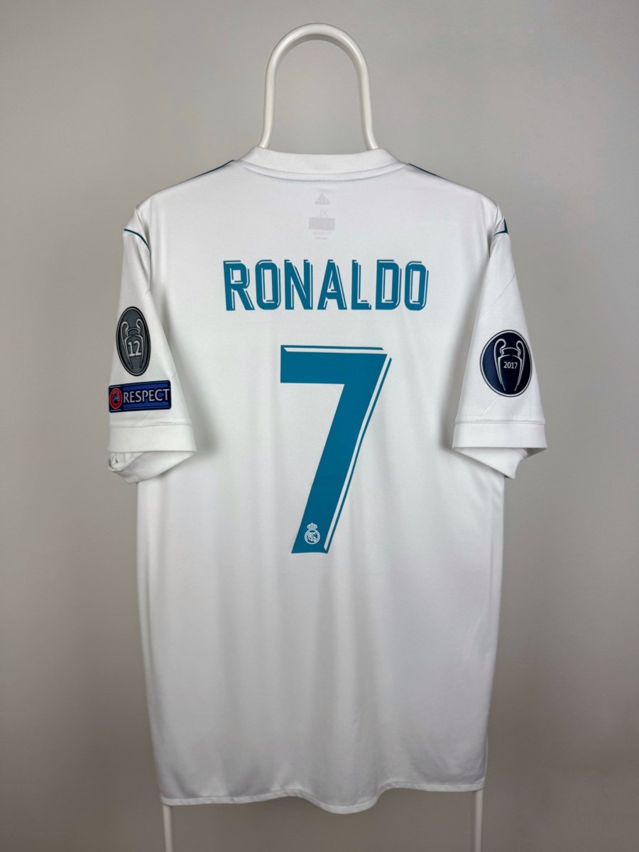Cristiano Ronaldo - Real Madrid 2017/18 home shirt 🇵🇹