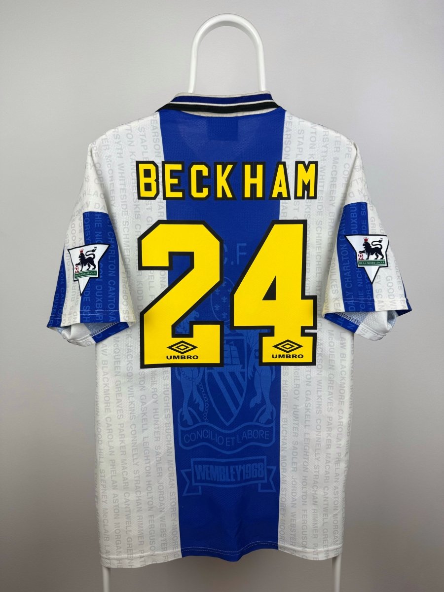 David Beckham - Manchester United 1995/96 away shirt 🏴󠁧󠁢󠁥󠁮󠁧󠁿