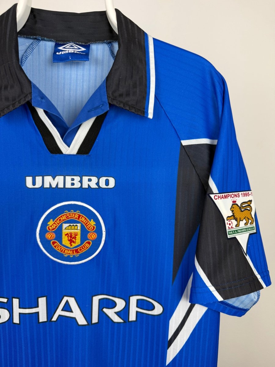 David Beckham - Manchester United 1996/97 away shirt 🏴󠁧󠁢󠁥󠁮󠁧󠁿