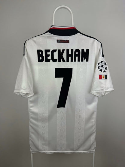David Beckham - Manchester United 1997/98 away shirt 🏴󠁧󠁢󠁥󠁮󠁧󠁿