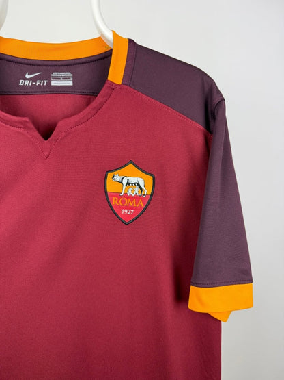 Francesco Totti - Roma 2015/16 home shirt 🇮🇹