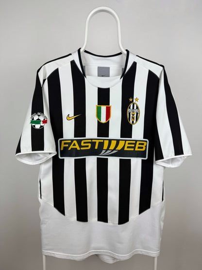 Gianluigi Buffon - Juventus 2003/04 home shirt 🇮🇹
