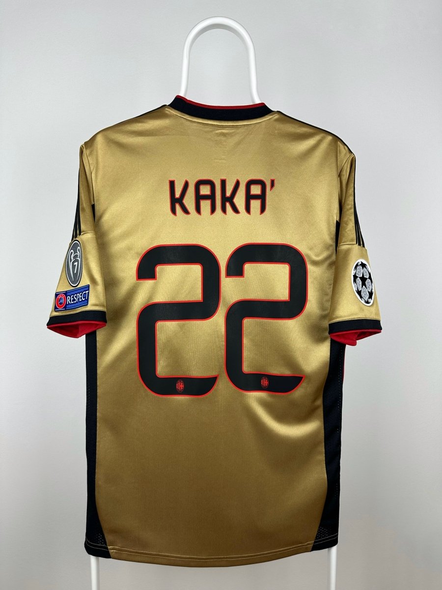 Kaka - AC Milan 2013/14 away shirt 🇧🇷