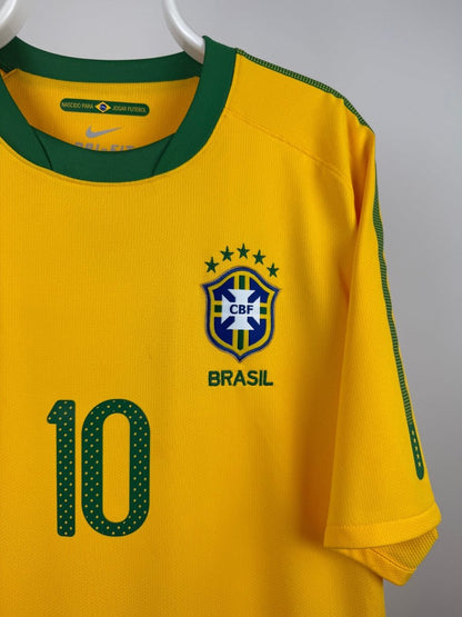 Kaka - Brazil home jersey 2010 🇧🇷