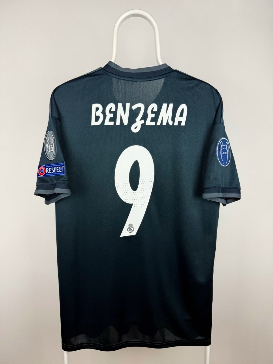 Karim Benzema - Real Madrid 2018/19 away shirt 🇫🇷