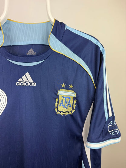 Lionel Messi - Argentina 2006 away shirt 🇦🇷