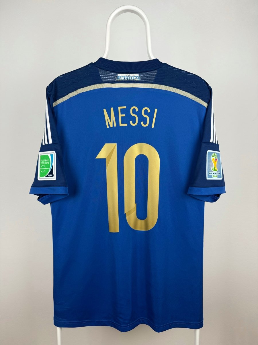 Lionel Messi - Argentina 2014 away shirt 🇦🇷