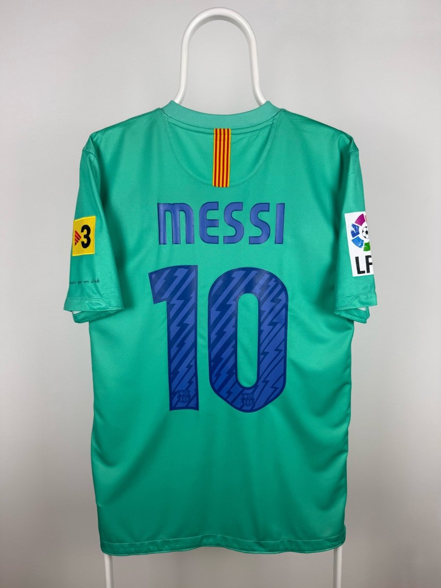 Lionel Messi - FC Barcelona 2010/11 Away Shirt