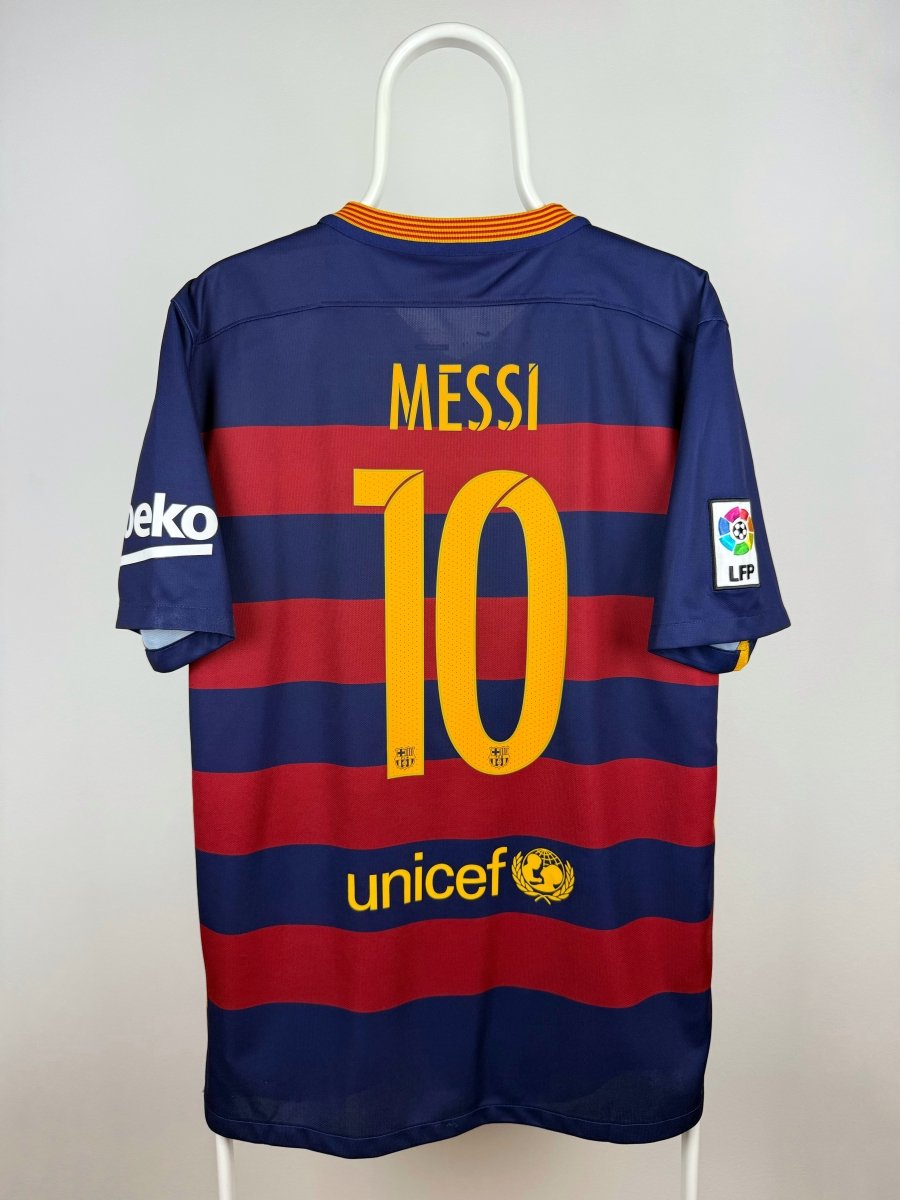 Lionel Messi - FC Barcelona 2015/16 home shirt 🇦🇷