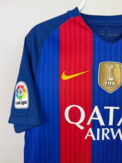Lionel Messi - FC Barcelona 2016/17 home shirt 🇦🇷