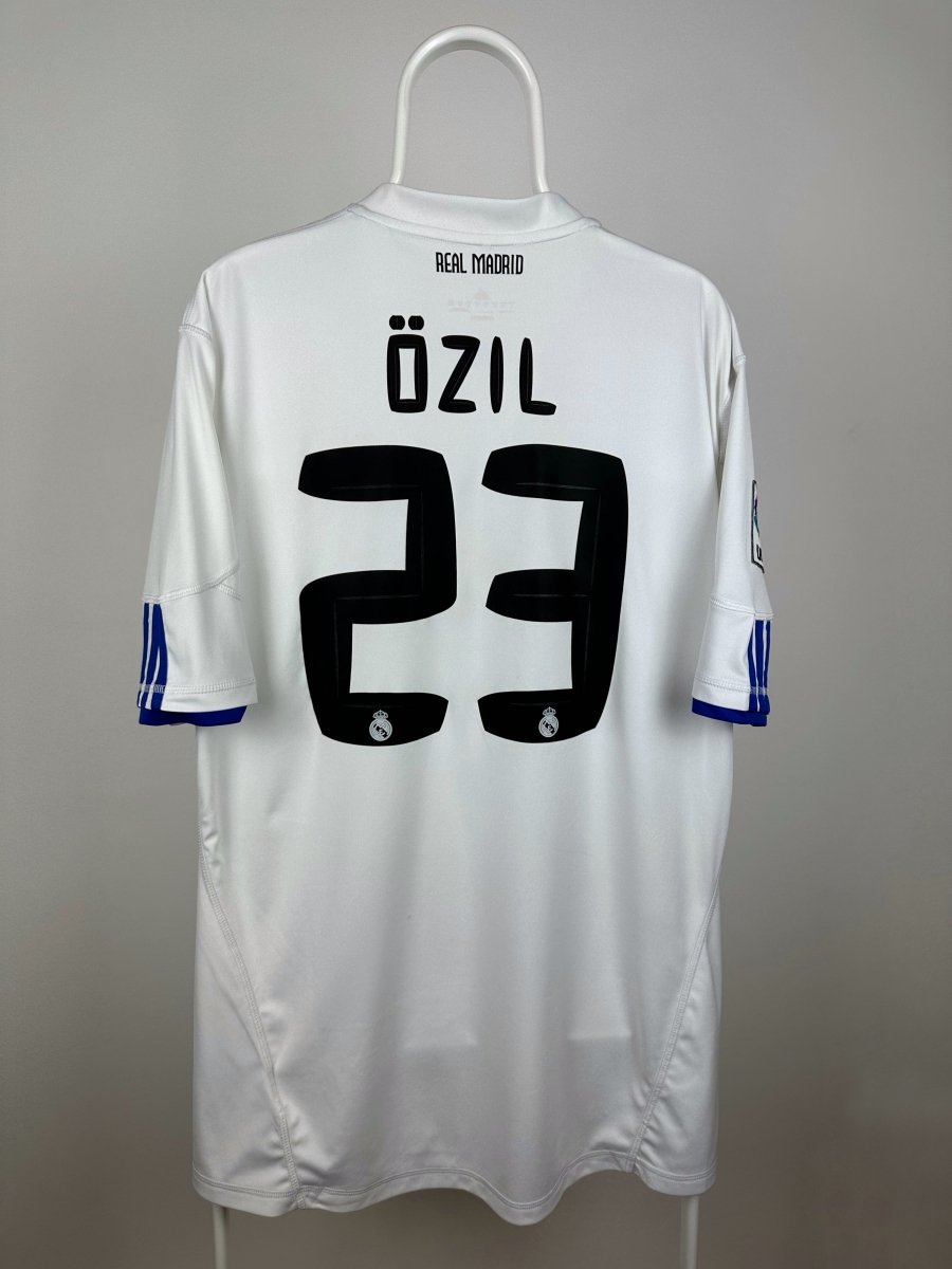 Mesut Özil - Real Madrid 2010/11 home shirt 🇩🇪