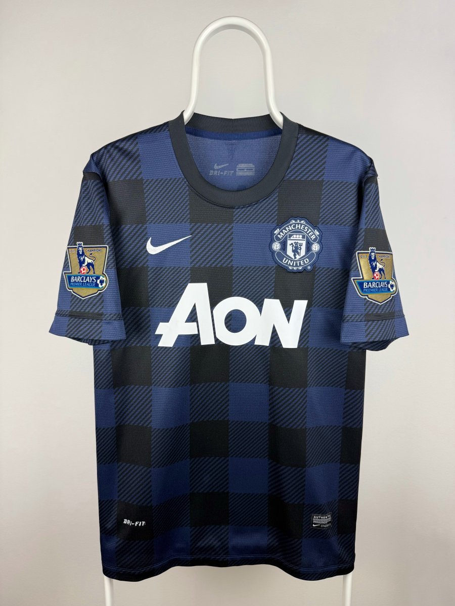 Nani - Manchester United 2013/14 away shirt 🇵🇹