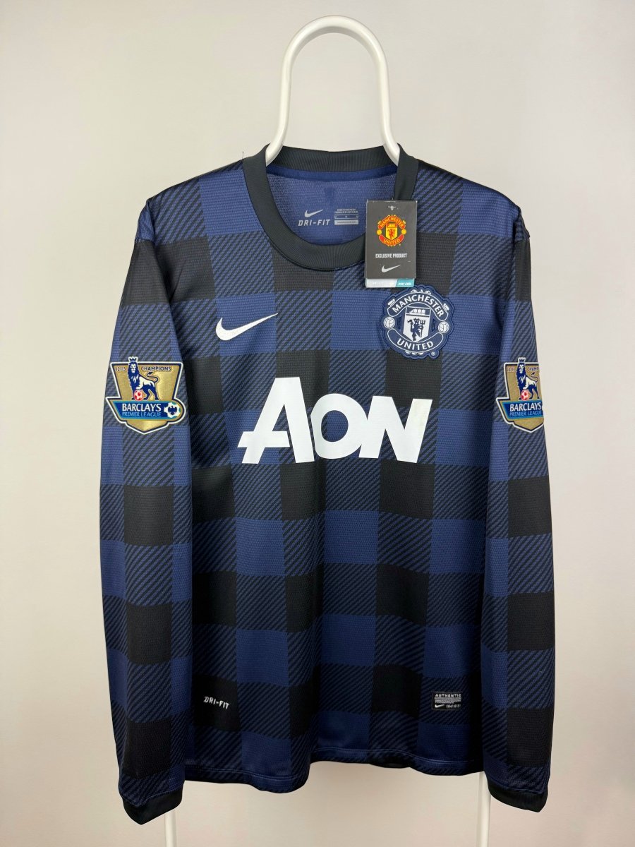 Nemanja Vidic - Manchester United 2013/14 away shirt 🇷🇸
