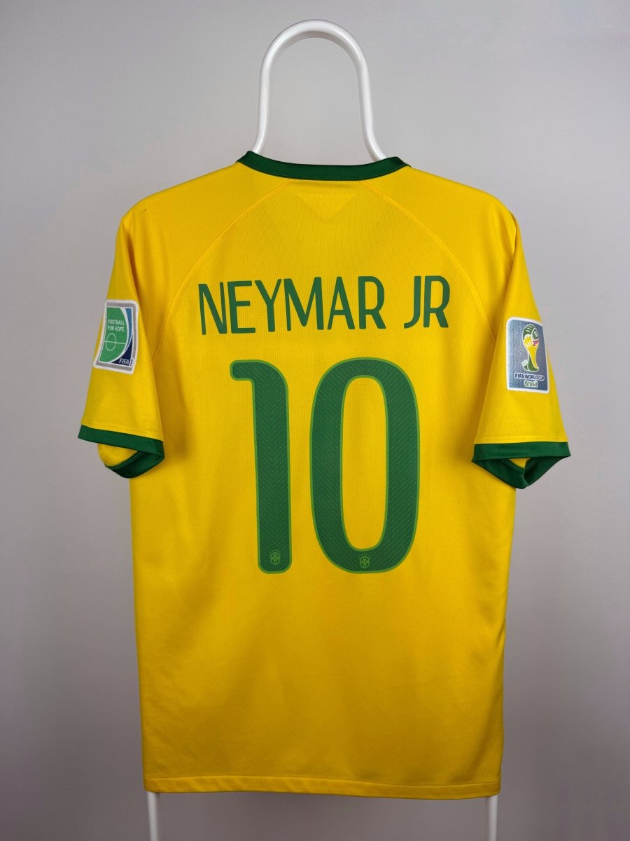 Neymar Jr. - Brazil 2014 home shirt 🇧🇷