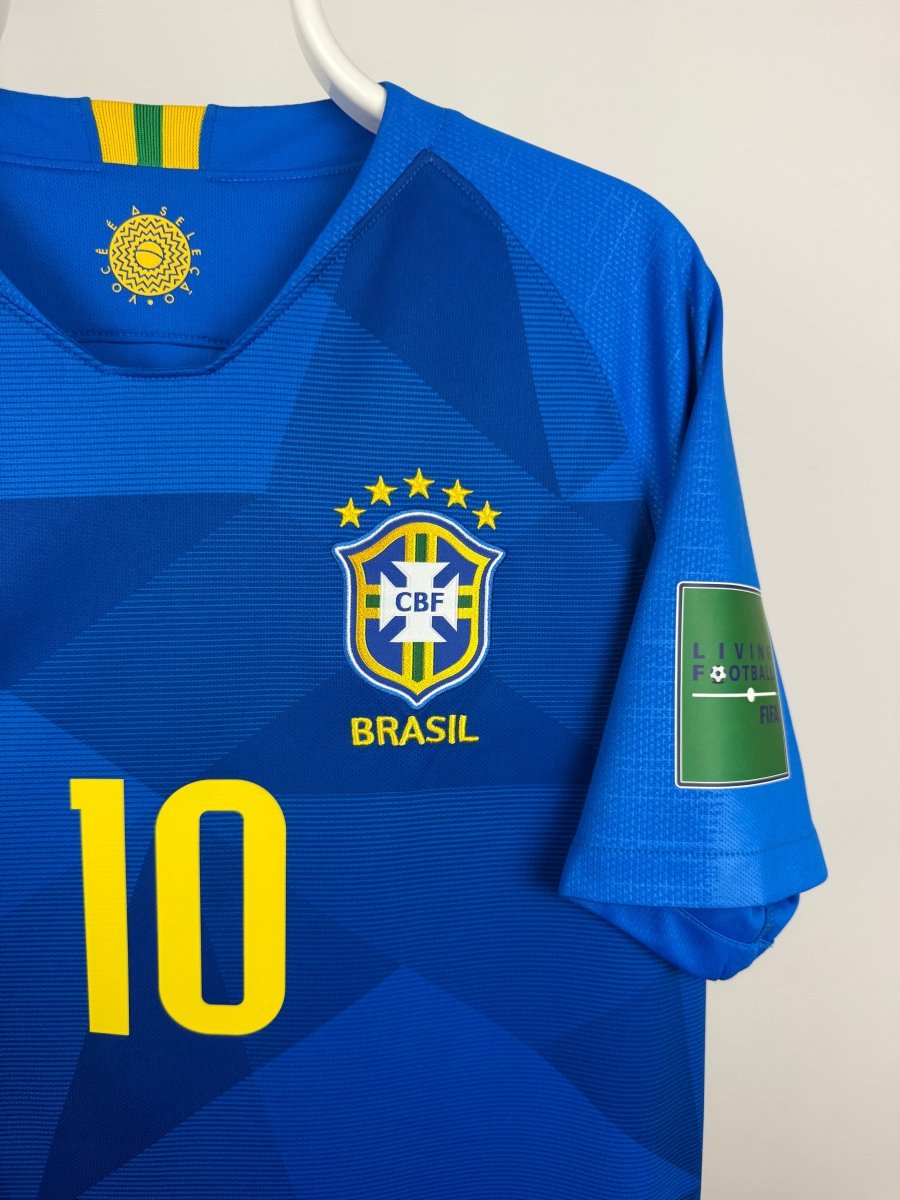 Neymar Jr. - Brazil 2018 away shirt 🇧🇷