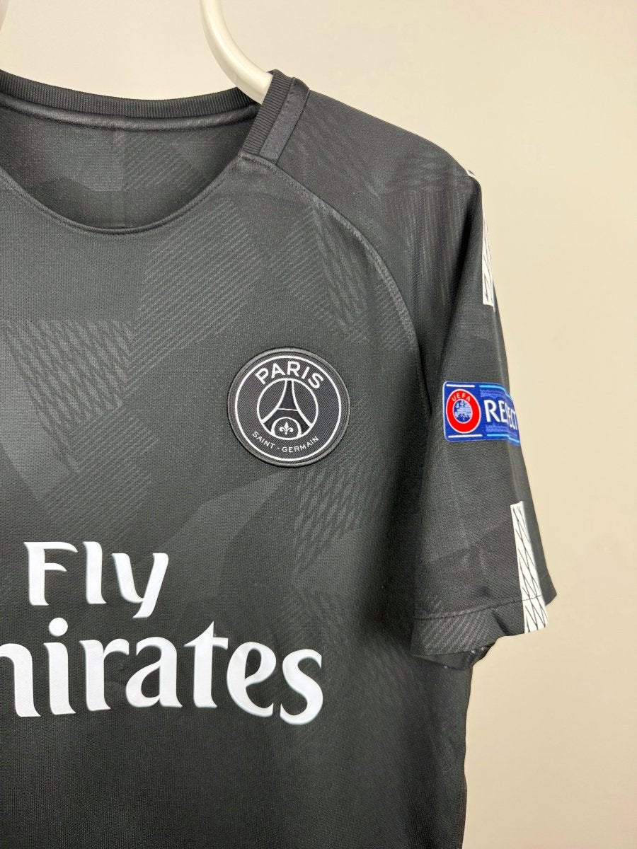 Neymar Jr. - Paris Saint Germain 2017/18 away shirt 🇧🇷