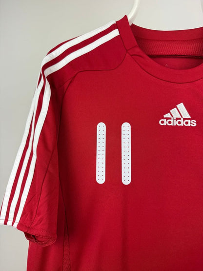 Nicklas Bendtner - Denmark 2008/10 home shirt 🇩🇰