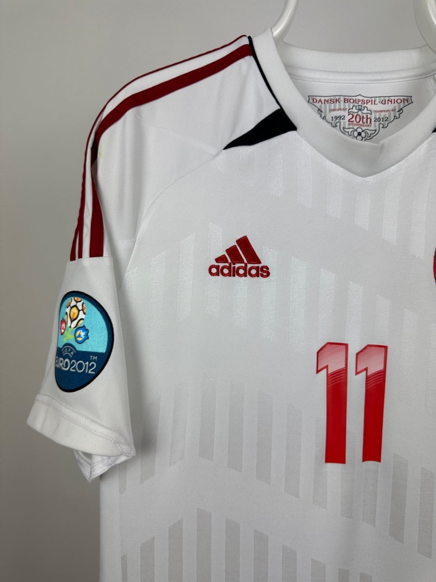 Nicklas Bendtner - Denmark 2012 away shirt 🇩🇰