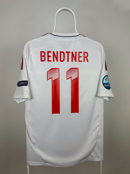 Nicklas Bendtner - Denmark 2012 away shirt 🇩🇰