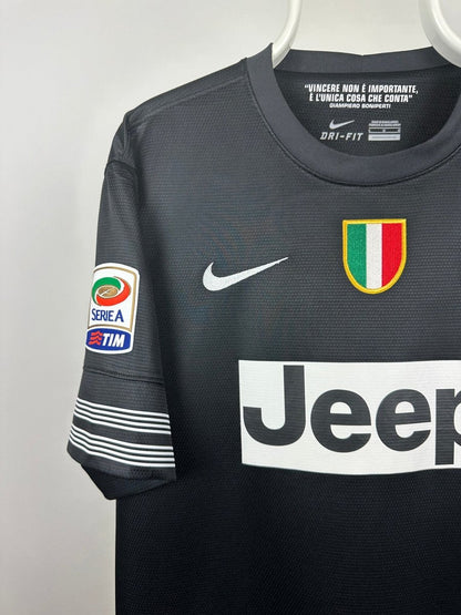 Nicklas Bendtner - Juventus 2012/13 away shirt 🇩🇰