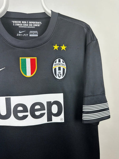 Nicklas Bendtner - Juventus 2012/13 away shirt 🇩🇰
